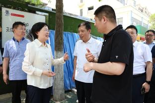 足球报：沈梦雨和沈梦露准备赛季结束后离队，寻找更高水准联赛